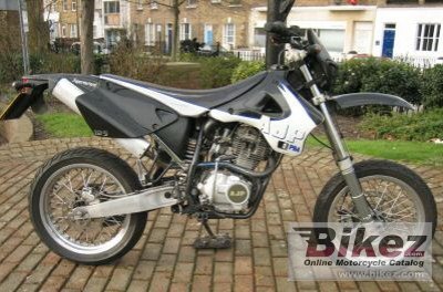 2003 AJP PR4 Supermoto photo